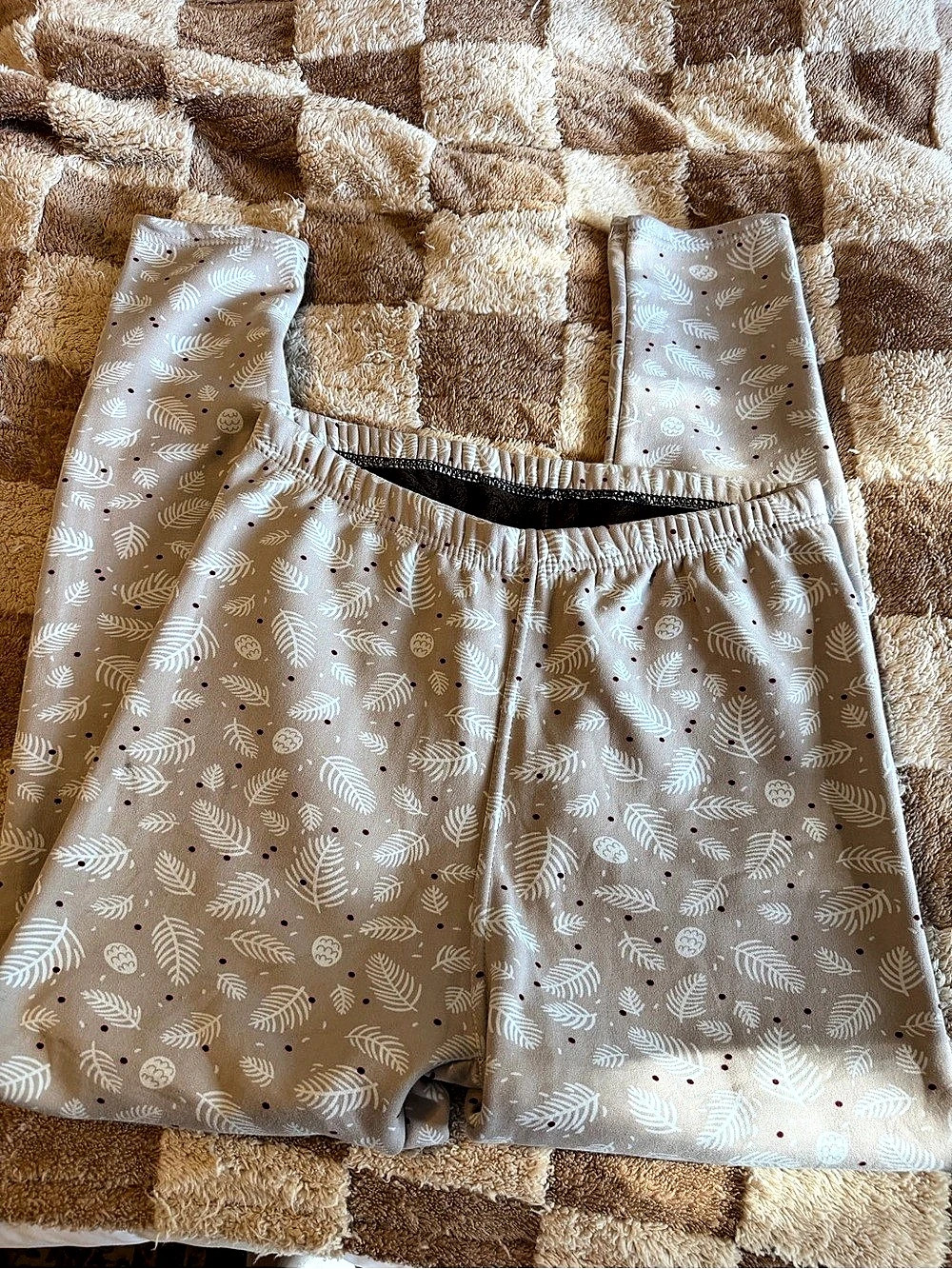 Cozy Fleece-Lined Plush Winter Leggings ~ taupe winter print